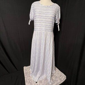 Beautiful Emma & Michele midi-dress